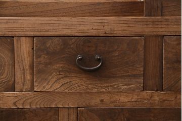 明治大正期の箪笥サイドボードの見た目を変えずに綺麗にリペア!高品質リペアを施し、欠損した金具を取り付け。(収納棚、戸棚、時代箪笥)