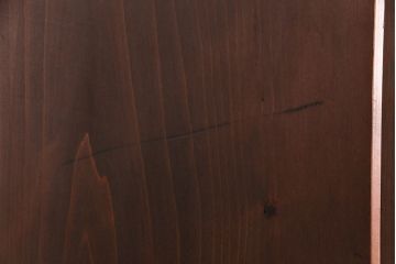 格子帯戸4枚をリペア&カスタム!それぞれの設置場所に合わせてリサイズ。引き手、戸車を取り付け。格子部にスリガラスを入れ込み。ライトブランで着色し仕上げ。(引き戸、建具)