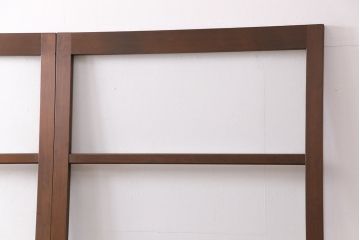 ガラス戸2枚をリペア&カスタム!設置場所に合わせてリサイズ。引き手の交換。戸車は取り外し、濃い茶色で着色し仕上げ。(引き戸、建具)