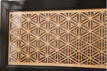 組子欄間をリペア&カスタム!表面にはクリアガラス、裏面にはすりガラスを組み入れ。(明り取り、明かり取り)