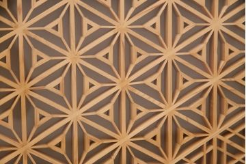 組子欄間をリペア&カスタム!表面にはクリアガラス、裏面にはすりガラスを組み入れ。(明り取り、明かり取り)