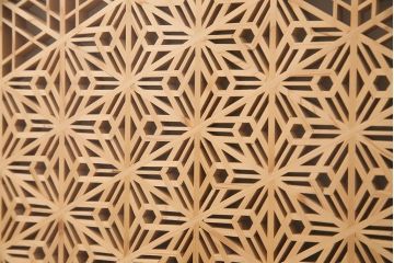 組子欄間をリペア&カスタム!表面にはクリアガラス、裏面にはすりガラスを組み入れ。(明り取り、明かり取り)