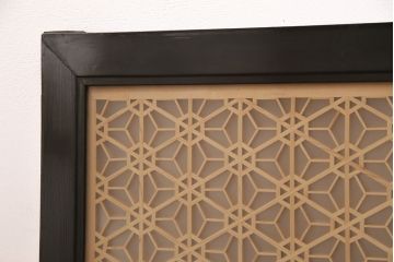 組子欄間をリペア&カスタム!表面にはクリアガラス、裏面にはすりガラスを組み入れ。(明り取り、明かり取り)