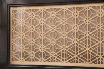 組子欄間をリペア&カスタム!表面にはクリアガラス、裏面にはすりガラスを組み入れ。(明り取り、明かり取り)