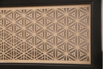 組子欄間をリペア&カスタム!表面にはクリアガラス、裏面にはすりガラスを組み入れ。(明り取り、明かり取り)