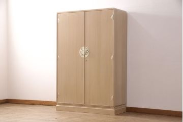 加茂総桐箪笥の見た目を変えずに綺麗にリペア!高品質リペアを施し、木地色仕上げ。(総桐たんす、衣装箪笥、着物箪笥、和タンス)