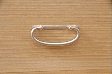 加茂総桐箪笥の見た目を変えずに綺麗にリペア!高品質リペアを施し、木地色仕上げ。(総桐たんす、衣装箪笥、着物箪笥、和タンス)