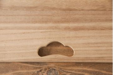 加茂総桐箪笥の見た目を変えずに綺麗にリペア!高品質リペアを施し、木地色仕上げ。(総桐たんす、衣装箪笥、着物箪笥、和タンス)