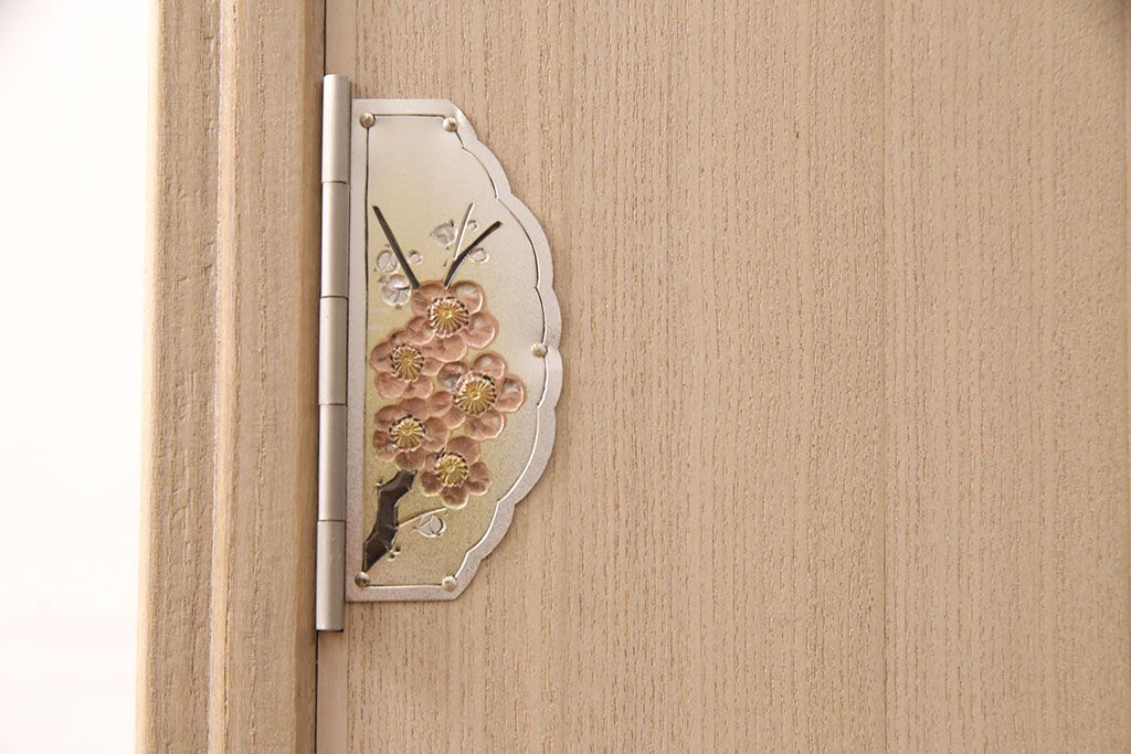 加茂総桐箪笥の見た目を変えずに綺麗にリペア!高品質リペアを施し、木地色仕上げ。(総桐たんす、衣装箪笥、着物箪笥、和タンス)