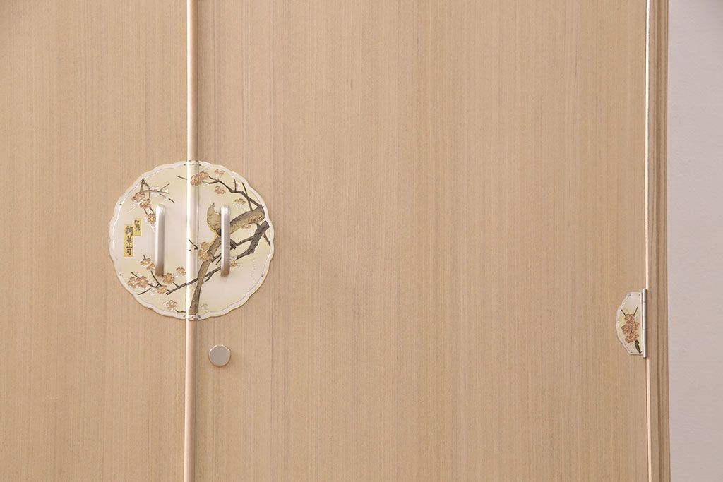 加茂総桐箪笥の見た目を変えずに綺麗にリペア!高品質リペアを施し、木地色仕上げ。(総桐たんす、衣装箪笥、着物箪笥、和タンス)