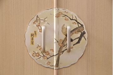 加茂総桐箪笥の見た目を変えずに綺麗にリペア!高品質リペアを施し、木地色仕上げ。(総桐たんす、衣装箪笥、着物箪笥、和タンス)