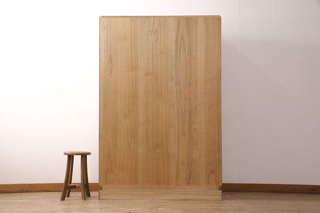 加茂総桐箪笥の見た目を変えずに綺麗にリペア!高品質リペアを施し、木地色仕上げ。(総桐たんす、衣装箪笥、着物箪笥、和タンス)