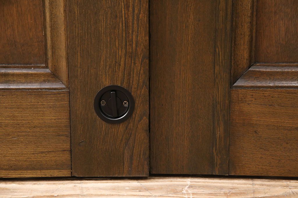 ガラス戸4枚をリペア&カスタム!クリアガラスに入れ替え。戸車、サムターン錠を取り付け。外部用塗装で仕上げ。(引き戸、建具)