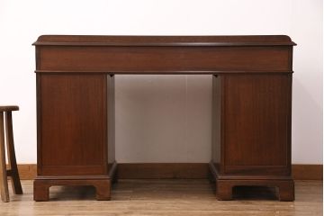 ドレクセルヘリテイジの両袖デスクをリペア&カスタム!天板後方に小物落下防止のため立ち上がりを設置。(机、ワークデスク)