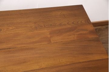 引き出し付きの作業台をリペア&カスタム!脚の貫の取り外し。傷の補修・着色。ワックス仕上げ。(ダイニングテーブル)