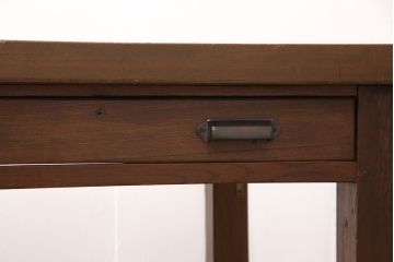 引き出し付きの作業台をリペア&カスタム!脚の貫の取り外し。傷の補修・着色。ワックス仕上げ。(ダイニングテーブル)