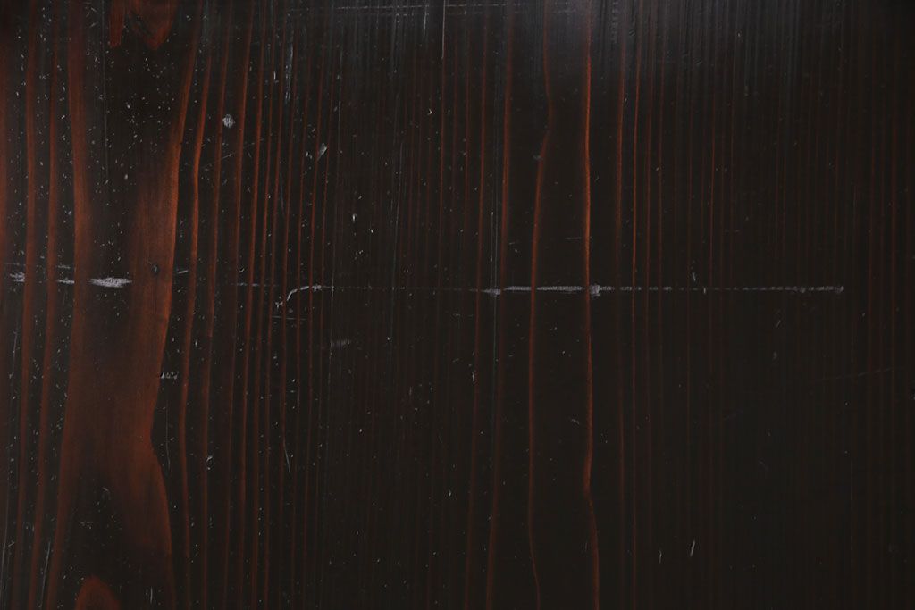 明治期の帯戸をリペア&カスタム!設置場所に合わせてリサイズし、吊り戸仕様に加工。濃い茶色で着色し仕上げ。(引き戸、建具)