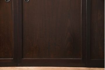 明治期の板戸4枚をリペア&カスタム!それぞれ設置場所に合わせてリサイズ。平型戸車、引き手を取り付け。(引き戸、建具)