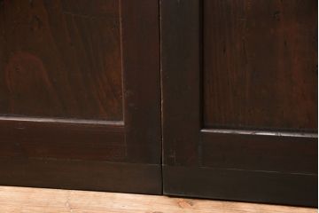 明治期の板戸4枚をリペア&カスタム!それぞれ設置場所に合わせてリサイズ。平型戸車、引き手を取り付け。(引き戸、建具)