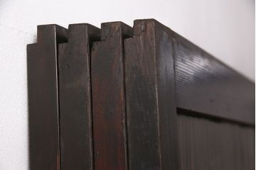 明治期の板戸4枚をリペア&カスタム!それぞれ設置場所に合わせてリサイズ。平型戸車、引き手を取り付け。(引き戸、建具)