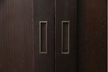 明治期の板戸4枚をリペア&カスタム!それぞれ設置場所に合わせてリサイズ。平型戸車、引き手を取り付け。(引き戸、建具)