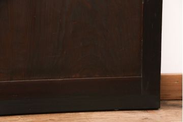 明治期の板戸4枚をリペア&カスタム!それぞれ設置場所に合わせてリサイズ。平型戸車、引き手を取り付け。(引き戸、建具)