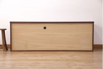 民芸家具の箪笥ローボードをリペア&カスタム!天板は本体の色味に合わせて着色し、内側から補強。建具はガラス戸へ変更。背面穴開け加工。(リビングボード、テレビボード、和タンス)