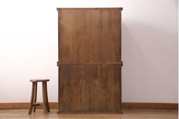 重ね箪笥をリペア&カスタム!ストリップド(剥離)加工を施し、蜜蝋ワックス仕上げ。(収納棚、戸棚、水屋箪笥、キャビネット)