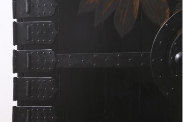 漆絵が施された明治大正期の重ね箪笥の見た目を変えずに綺麗にリペア!カシュー塗装仕上げ。(アート家具、アート箪笥、収納箪笥、時代箪笥、向日葵、ひまわり)