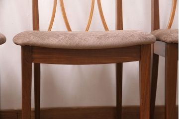 G-PLANのチェア4脚をリペア&カスタム!指定の生地で座面の張り替え。木部は現状に近しい色味に着色し仕上げ。(ダイニングチェア、椅子)