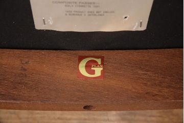 G-PLANのチェア4脚をリペア&カスタム!指定の生地で座面の張り替え。木部は現状に近しい色味に着色し仕上げ。(ダイニングチェア、椅子)