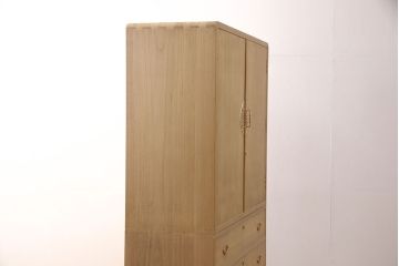 加茂総桐箪笥の見た目を変えずに綺麗にリペア!高品質リペアを施し、木地色仕上げ。(総桐たんす、衣装箪笥、着物箪笥、和タンス)