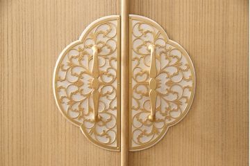 加茂総桐箪笥の見た目を変えずに綺麗にリペア!高品質リペアを施し、木地色仕上げ。(総桐たんす、衣装箪笥、着物箪笥、和タンス)