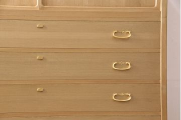 桐箪笥の見た目を変えずに綺麗にリペア!木地色・蜜蝋ワックス仕上げ。(収納箪笥、整理箪笥、衣装箪笥、和タンス、桐たんす)