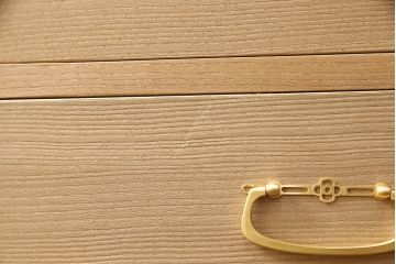 桐箪笥の見た目を変えずに綺麗にリペア!木地色・蜜蝋ワックス仕上げ。(収納箪笥、整理箪笥、衣装箪笥、和タンス、桐たんす)