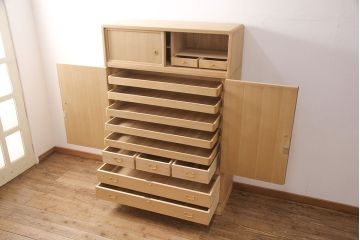 桐箪笥の見た目を変えずに綺麗にリペア!木地色・蜜蝋ワックス仕上げ。(収納箪笥、整理箪笥、衣装箪笥、和タンス、着物箪笥、桐たんす)