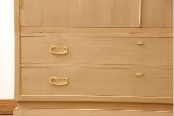 桐箪笥の見た目を変えずに綺麗にリペア!木地色・蜜蝋ワックス仕上げ。(収納箪笥、整理箪笥、衣装箪笥、和タンス、着物箪笥、桐たんす)