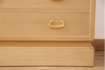 桐箪笥の見た目を変えずに綺麗にリペア!木地色・蜜蝋ワックス仕上げ。(収納箪笥、整理箪笥、衣装箪笥、和タンス、着物箪笥、桐たんす)