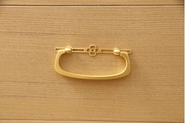 桐箪笥の見た目を変えずに綺麗にリペア!木地色・蜜蝋ワックス仕上げ。(収納箪笥、整理箪笥、衣装箪笥、和タンス、着物箪笥、桐たんす)