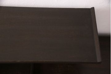 本箱をリペア&カスタム!斜め角の脚を取り付け。前面を天板の色味に合わせてペイント。(収納棚、戸棚、キャビネット)