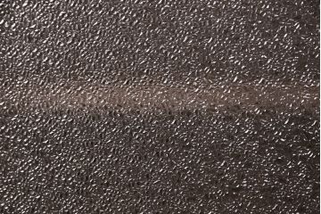 本箱をリペア&カスタム!斜め角の脚を取り付け。前面を天板の色味に合わせてペイント。(収納棚、戸棚、キャビネット)