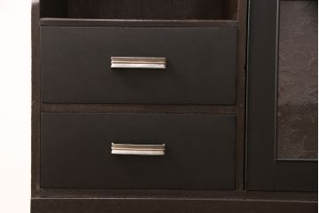 本箱をリペア&カスタム!斜め角の脚を取り付け。前面を天板の色味に合わせてペイント。(収納棚、戸棚、キャビネット)