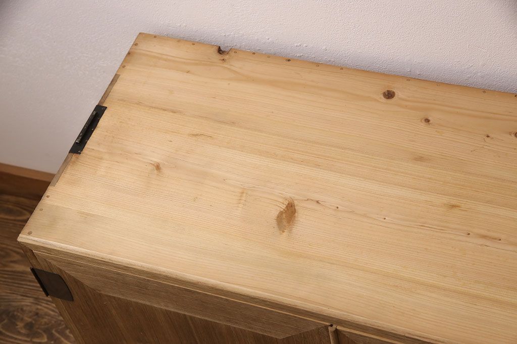 桐箪笥の見た目を変えずに綺麗にリペア!房の交換。木地色・蜜蝋ワックス仕上げ。(収納箪笥、整理箪笥、衣装箪笥、着物箪笥、和タンス、桐たんす)