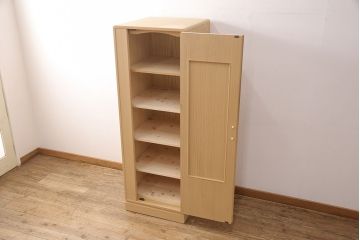 ワードローブをリペア&カスタム!ポールを取り外し、可動式の棚板を設置。(洋服タンス、桐箪笥、桐たんす)