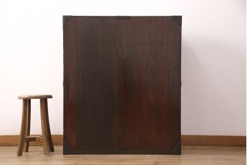 明治期の衣装箪笥の見た目を変えずに綺麗にリペア!金具の錆は黒染め。1トーン落ち着いた色味に着色し仕上げ。(収納箪笥、和タンス、時代箪笥)