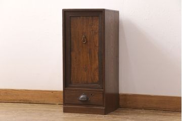 小物収納箱の見た目を変えずに綺麗にリペア!1トーン落ち着いた色味に着色し仕上げ。(書棚、本箱、小引き出し、収納棚)