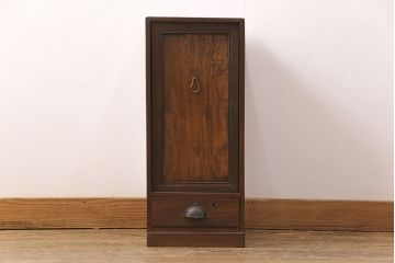 小物収納箱の見た目を変えずに綺麗にリペア!1トーン落ち着いた色味に着色し仕上げ。(書棚、本箱、小引き出し、収納棚)