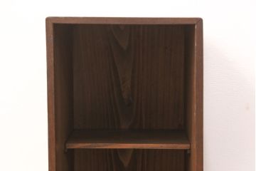 小物収納箱の見た目を変えずに綺麗にリペア!1トーン落ち着いた色味に着色し仕上げ。(書棚、本箱、小引き出し、収納棚)