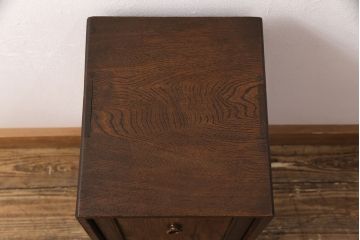 小物収納箱の見た目を変えずに綺麗にリペア!1トーン落ち着いた色味に着色し仕上げ。(書棚、本箱、小引き出し、収納棚)