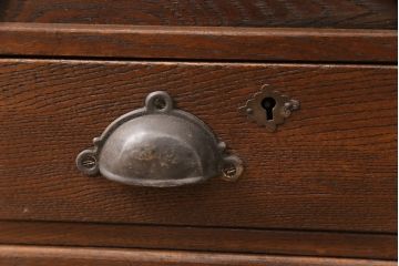 小物収納箱の見た目を変えずに綺麗にリペア!1トーン落ち着いた色味に着色し仕上げ。(書棚、本箱、小引き出し、収納棚)